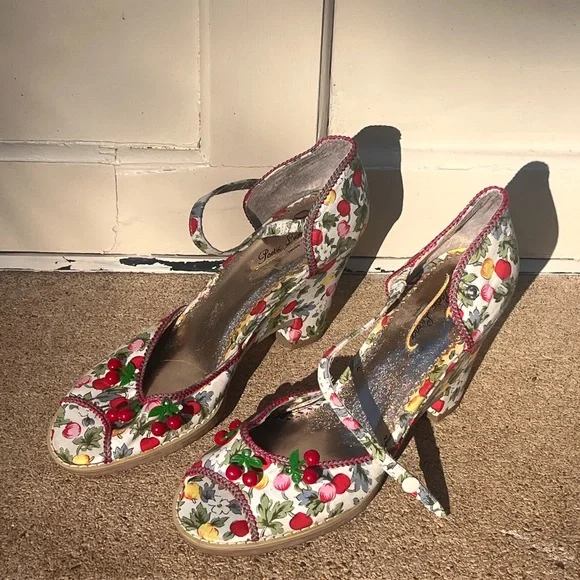 Anthropologie x Poetic Licence Sweet Shirley Temple cherry pin up heels - Picture 5 of 6